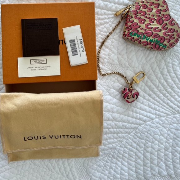 Louis Vuitton Heart Shaped Leopard Vernis Coin Purse Wallet Keychain Pouch - Picture 1 of 6